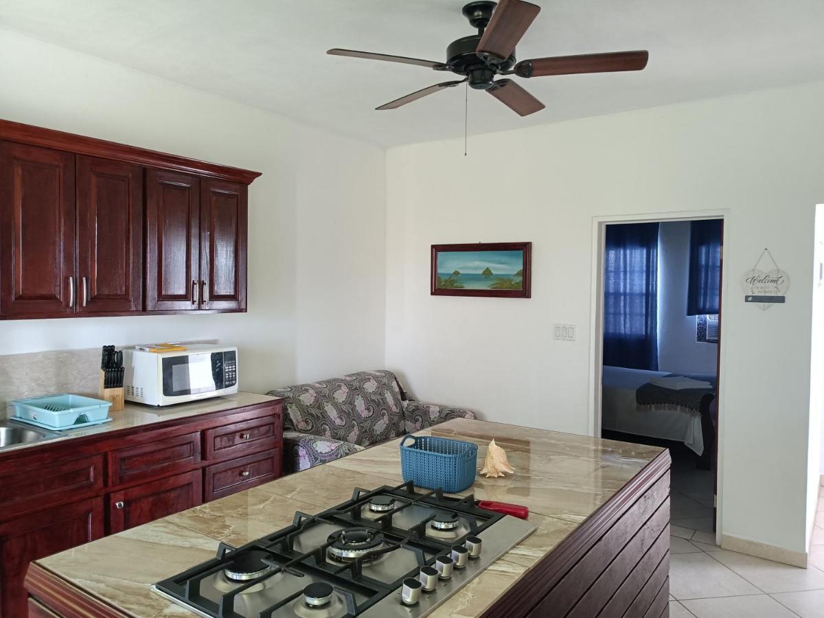 Holiday Home Belvedere Dickenson Bay Rom bilde